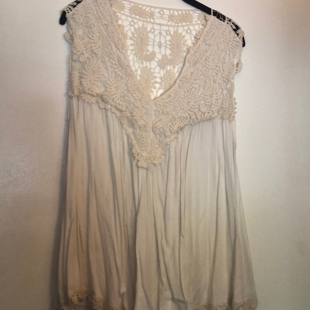 Lace creme shirt